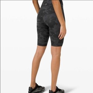 Lululemon Align Shorts 10 inches Green Camo Sz 4
